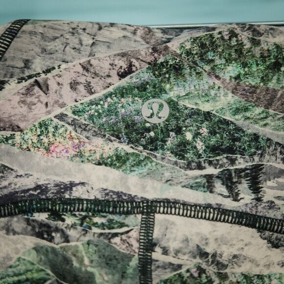 Lululemon Size 4 Train Times 25 Inch Tight Pull on Athletic Active Leggings - Picture 3 of 5